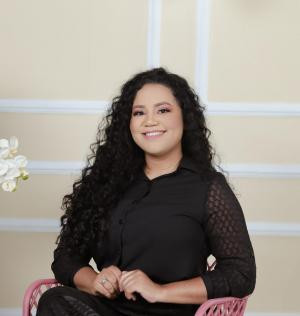 Ms. Thalyne Mariane da Silva Santana