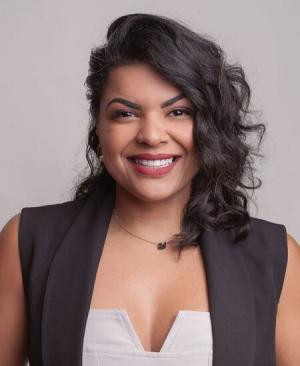 Dra. Ingrid David Barcelos