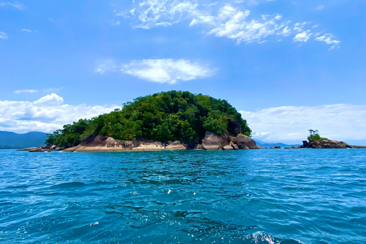 Imagem: Projeto Petrechos de Pesca avança na gestão de resíduos marinhos no Parque Estadual Ilha Anchieta, em Ubatuba (SP)